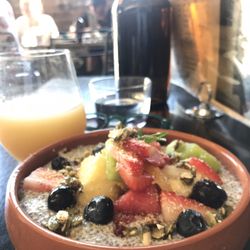 The Carpenter Cafe - Chia pepitas