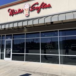 Mister Softee - Exterior photo. Location is right across the street from where the new H-E-B will be later this year.