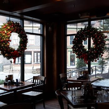Foxfire Grill - Beautiful wreaths - American Near Me - Snowshoe, West Virginia