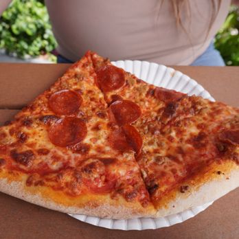 Bob's Pizzeria - Pizza Near Me - Kailua, Hawaii Bob's Pizzeria - Pizza Near Me - Kailua, Hawaii