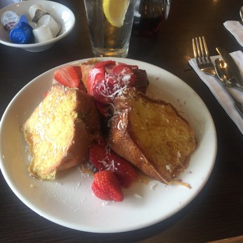 Broken Yolk Cafe - Tiki toast - Breakfast & Brunch Near Me - Orange, California Broken Yolk Cafe - Tiki toast - Breakfast & Brunch Near Me - Orange, California