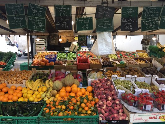 Marché Popincourt by null