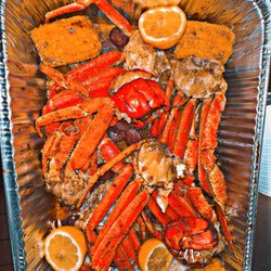 JJ Fish & Chicken - Steamed seafood made fresh to order. spiced up with a homemade sauce and seasoning recipes.