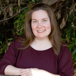 Emerald Dental - Lisa is our office manager. She is ready to take your call.