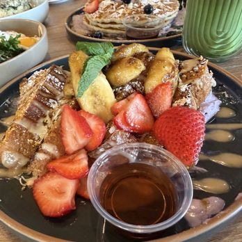 Breezy - French Toast - Breakfast & Brunch Near Me - San Juan Capistrano, California