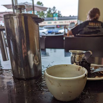 Bea Bea's - French Press Coffee - Coffee & Tea Near Me - Burbank, California