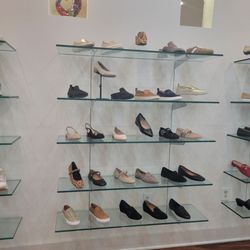 Shoooz on Park Ave - Shoes