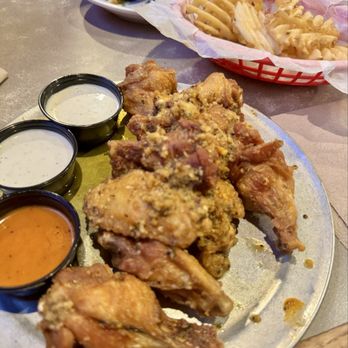 Pluckers Wing Bar - Shepherd - Garlic Parmesan wings - Chicken Wings Near Me - Houston, Texas Pluckers Wing Bar - Shepherd - Garlic Parmesan wings - Chicken Wings Near Me - Houston, Texas