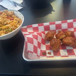 Small Boneless and Wings Kimchi Rice Small Boneless and Wings Kimchi Rice
