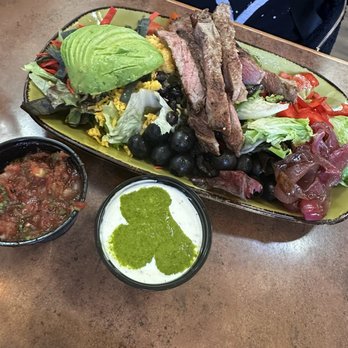 Linn's Restaurant - American Near Me - Cambria, California