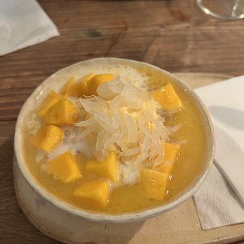Mango Mango Dessert - A3. Snow White Mango Juice with Sago and Pomelo with Ice Cream - Desserts Near Me - New York, New York Mango Mango Dessert - A3. Snow White Mango Juice with Sago and Pomelo with Ice Cream - Desserts Near Me - New York, New York