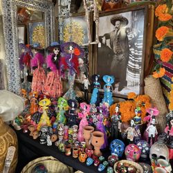 Traders Village