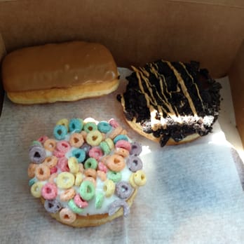 Voodoo Doughnut - Loop, dirt, maple bar - Donuts Near Me - Denver, Colorado Voodoo Doughnut - Loop, dirt, maple bar - Donuts Near Me - Denver, Colorado