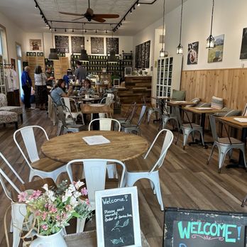 The Steeping Leaf - Tables - Tea Rooms Near Me - Morgan, Pennsylvania