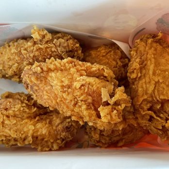 Macho Burger - 6 Piece Spicy Chicken Wings - Burgers Near Me - Sunnyvale, California