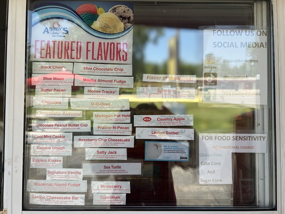 T C's Custard Cones Logo