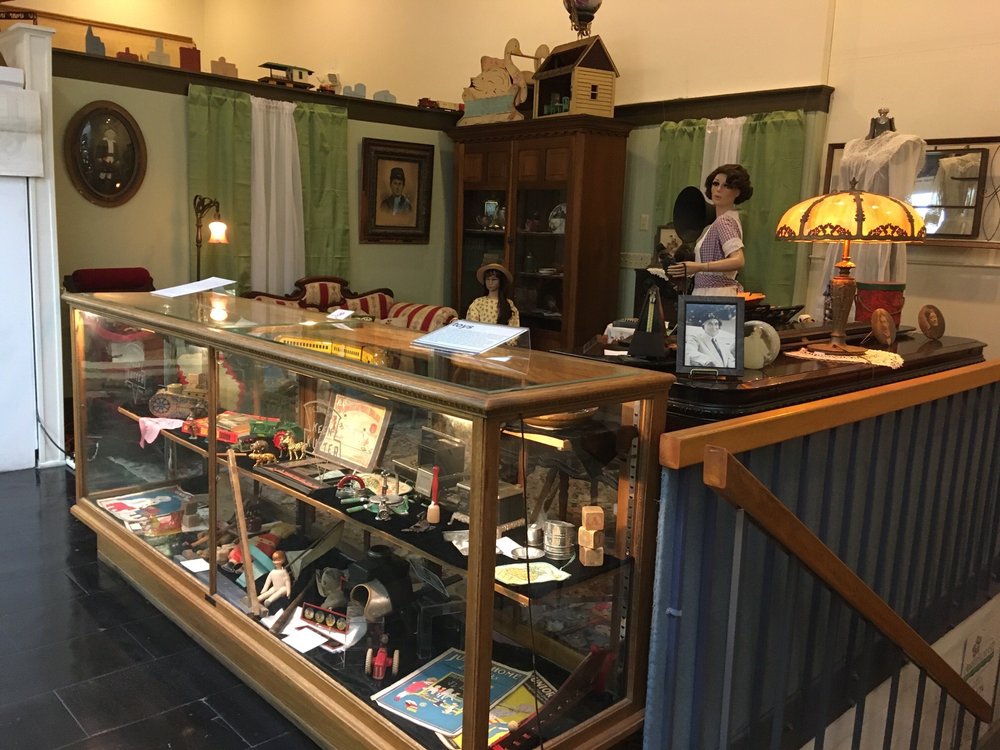 Social spots from Marion County Historical Society