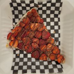 Le Maitre Délice Crêperie - A Crepe Croustillante (crunchy crepe) with Nutella and strawberries