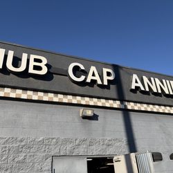 Hub Cap Annie - Hub Cap Annie