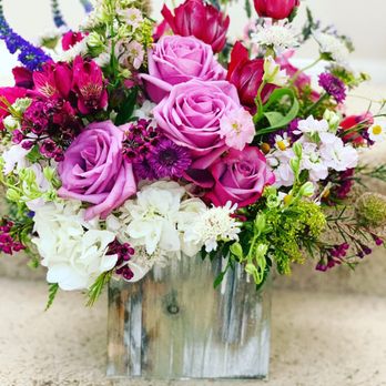 Finicky Flowers - Rustic shabby chic beauty - Florists Near Me - Murrieta, California Finicky Flowers - Rustic shabby chic beauty - Florists Near Me - Murrieta, California