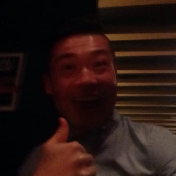 Amanda's Restaurant - a man giving a thumbs up - Chinese Near Me - Nelson, British Columbia Amanda's Restaurant - a man giving a thumbs up - Chinese Near Me - Nelson, British Columbia