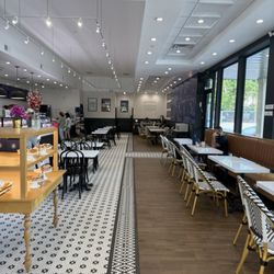Paris Baguette