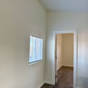 Alex's Painting - Wall, ceiling and baseboards all painted in one day. - Painters Near Me