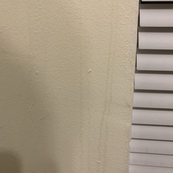 Woodgate Apartments - Window leaking - Apartments Near Me - Enfield, Connecticut Woodgate Apartments - Window leaking - Apartments Near Me - Enfield, Connecticut