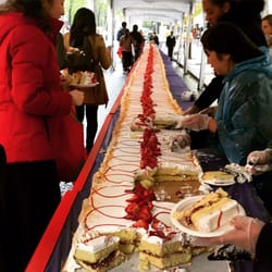 NYU Strawberryfest - World's largest strawberry shortcake