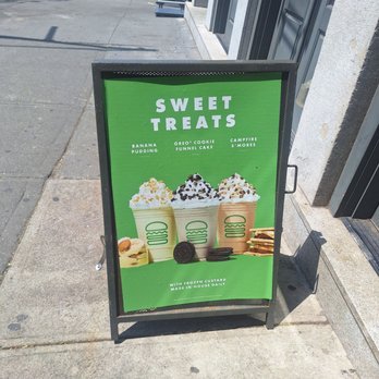 Shake Shack Dumbo - Burgers Near Me - Brooklyn, New York Shake Shack Dumbo - Burgers Near Me - Brooklyn, New York