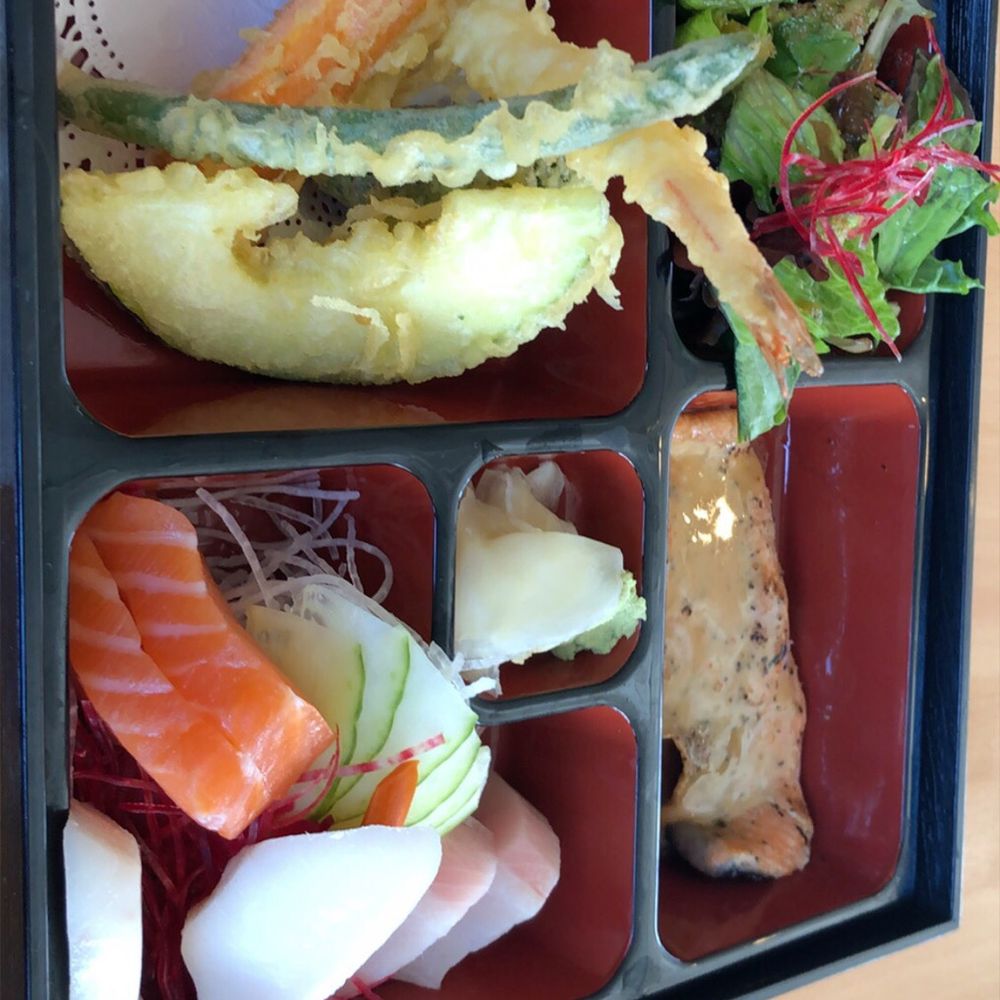 Kumi Ko - Salmon miso with sashimi - Japanese Near Me - Compton, California Kumi Ko - Salmon miso with sashimi - Japanese Near Me - Compton, California