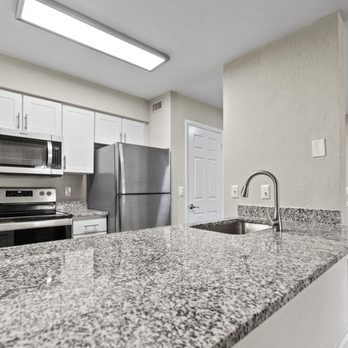 Villas at St Johns - Renovated Kitchens - Apartments Near Me - Jacksonville, Florida Villas at St Johns - Renovated Kitchens - Apartments Near Me - Jacksonville, Florida
