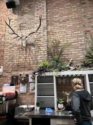 Duneyrr Wine and Beer Company by null