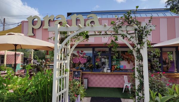 Prana Café by null