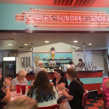 Mel's Hard Luck Diner - Inside - Diners Near Me - Branson, Missouri Mel's Hard Luck Diner - Inside - Diners Near Me - Branson, Missouri