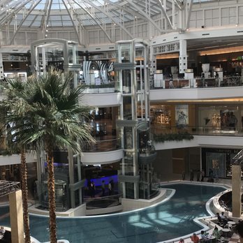 Somerset Collection - Shopping Centers Near Me - Troy, Michigan