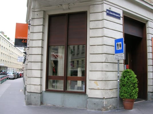 Kutschker 44 by null