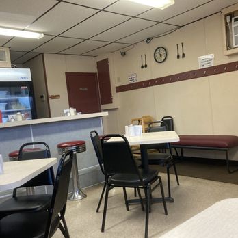 Eat N Run - Diners Near Me - Akron, Ohio