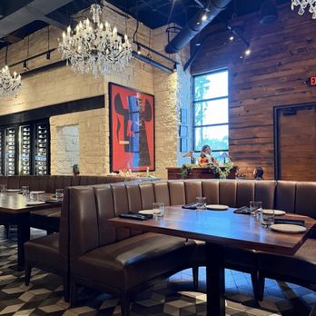 Haywire - New American Near Me - San Antonio, Texas