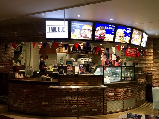 J S Burgers Cafe Lumine Ikebukuro 39 Photos Burgers 西池袋1 11 1 池袋駅 豊島区 東京都 Japan Restaurant Reviews Phone Number