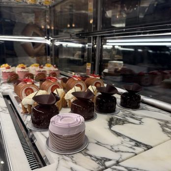 The Butterfly Room - Cafes Near Me - Hong Kong, HK