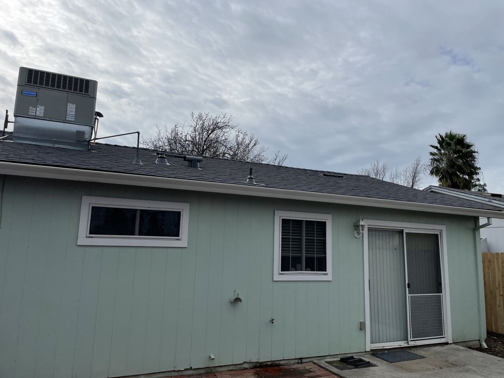 Slide of B & Brothers Roofing