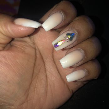 Amazing Nails & Spa - Nail Salons Near Me - Tracy, California