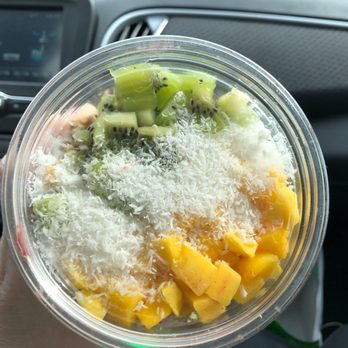 Pure Raw Juice - Top of Hawaiian Acai Bowl - NO ICE - NO DAIRY - Acai Bowls Near Me - Cockeysville, Maryland