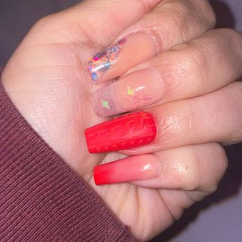 Top Coat Nails & Lashes - Nail Salons Near Me - Long Beach, California Top Coat Nails & Lashes - Nail Salons Near Me - Long Beach, California