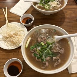 1. Phở Tái
