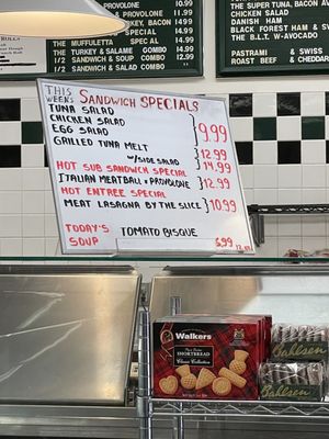 Pennisi's Deli by null