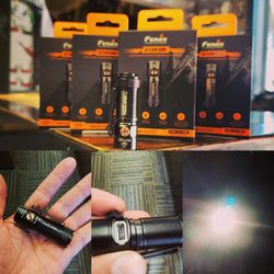 SLO Camp N Pack - Huge selection of Fenix Flashlights ranging from small EDC lights to 18k lumen search lights!