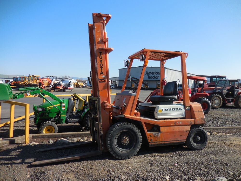 AMERICAN TRACTOR 14 Photos 5200 Crater Lake Ave, Medford, Oregon
