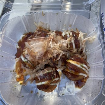 Enerugi Ramen - Takoyaki (6Pcs) (octopus balls) - Ramen Near Me - Brooklyn, New York Enerugi Ramen - Takoyaki (6Pcs) (octopus balls) - Ramen Near Me - Brooklyn, New York